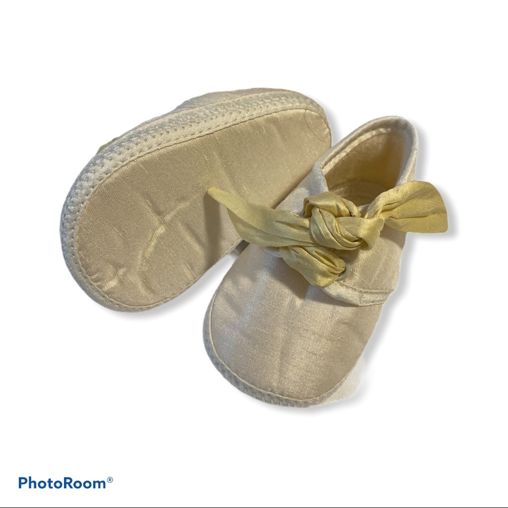 New born shoes